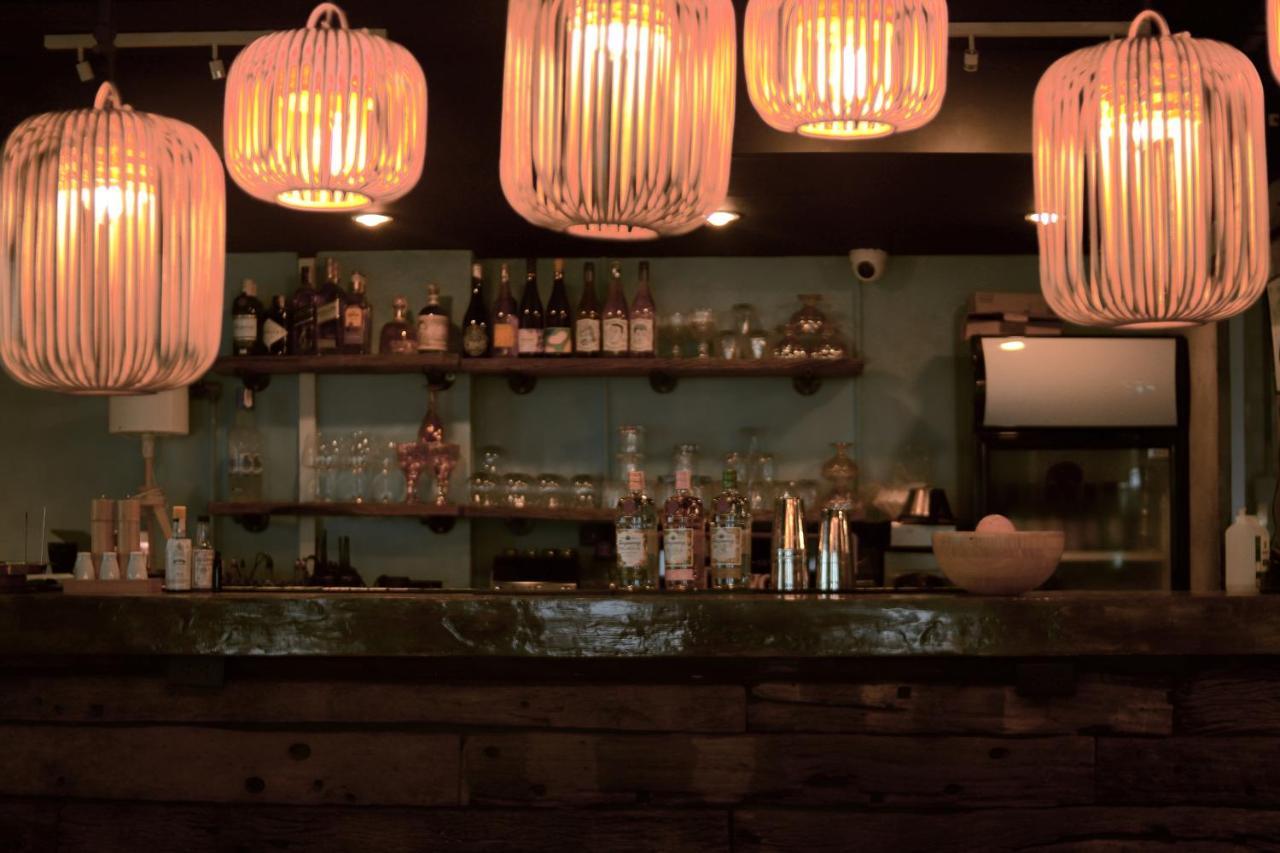 Abraham Manila - Located In Central Makati (Adults Only) Makati City Екстериор снимка