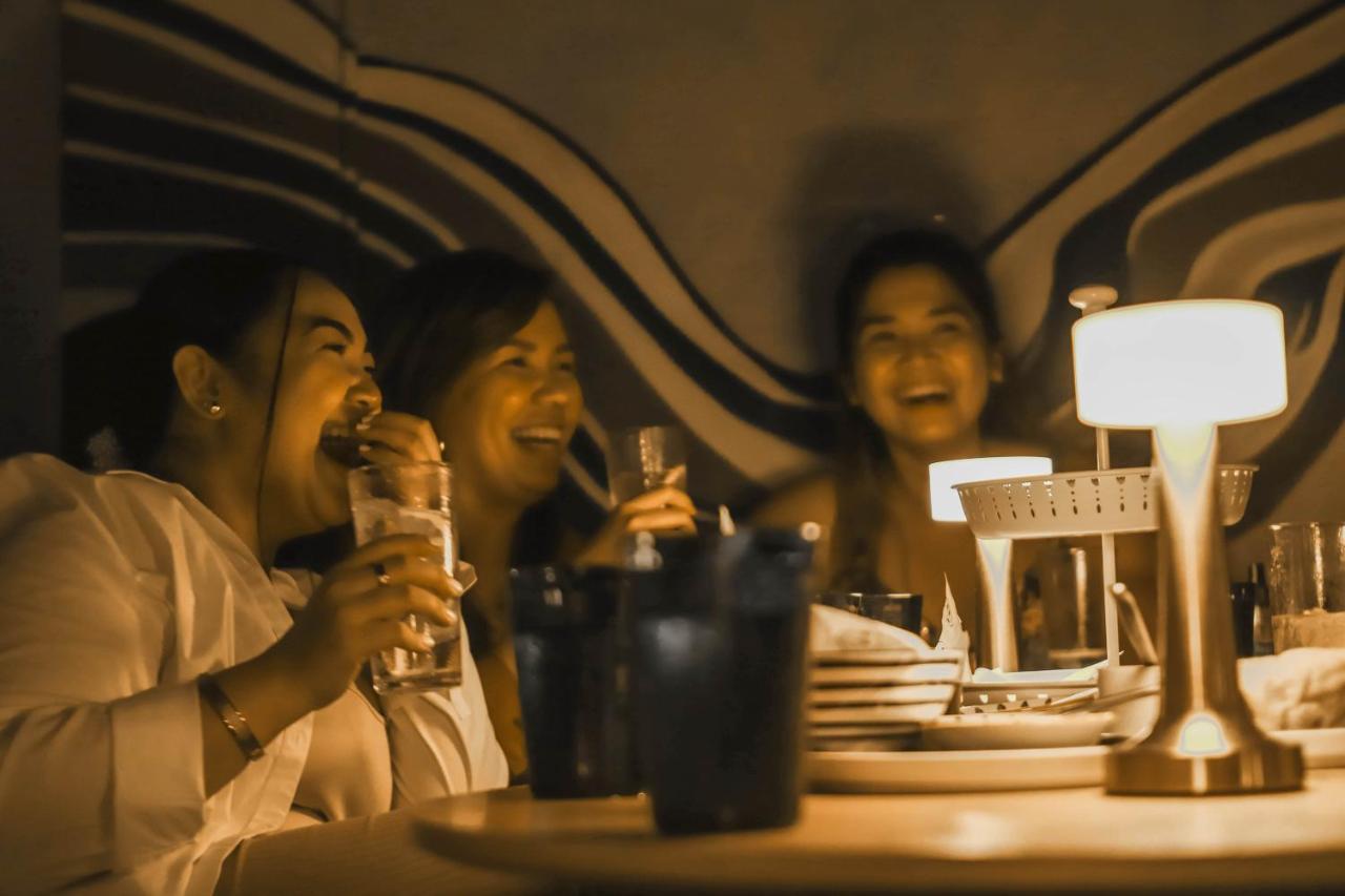 Abraham Manila - Located In Central Makati (Adults Only) Makati City Екстериор снимка