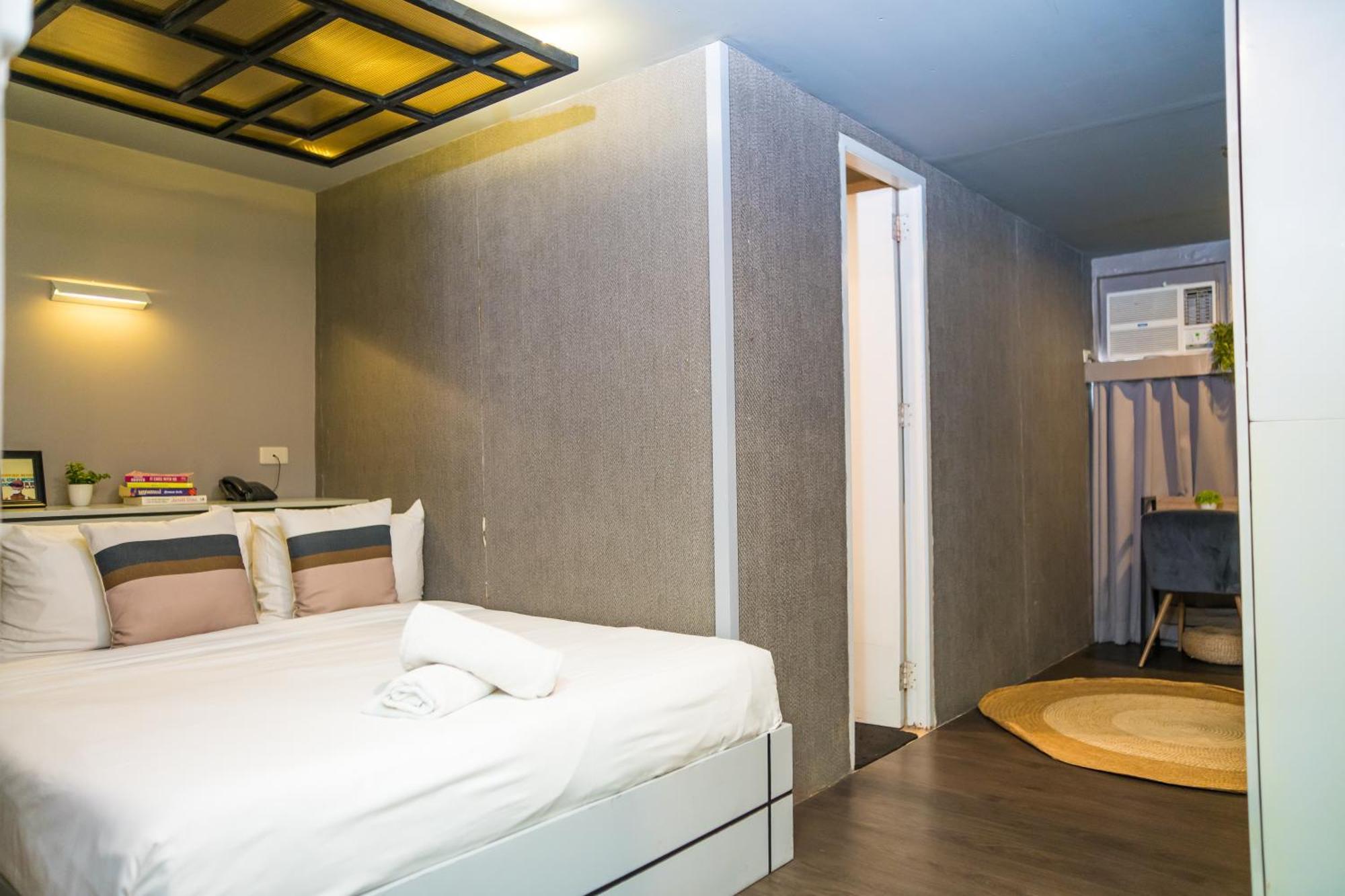 Abraham Manila - Located In Central Makati (Adults Only) Makati City Екстериор снимка